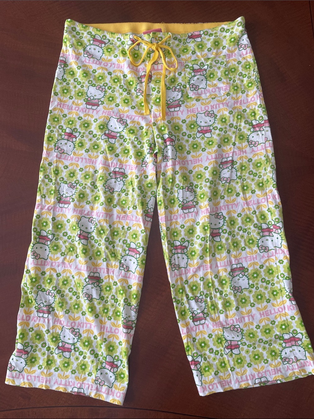 Hello Kitty Women’s Yellow & Green Floral Pajama Low-Rise Capri Pants